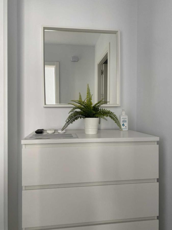 Apartamento 2 Habitaciones Frontal Al Mar 3 Torre Del Mar Eksteriør billede