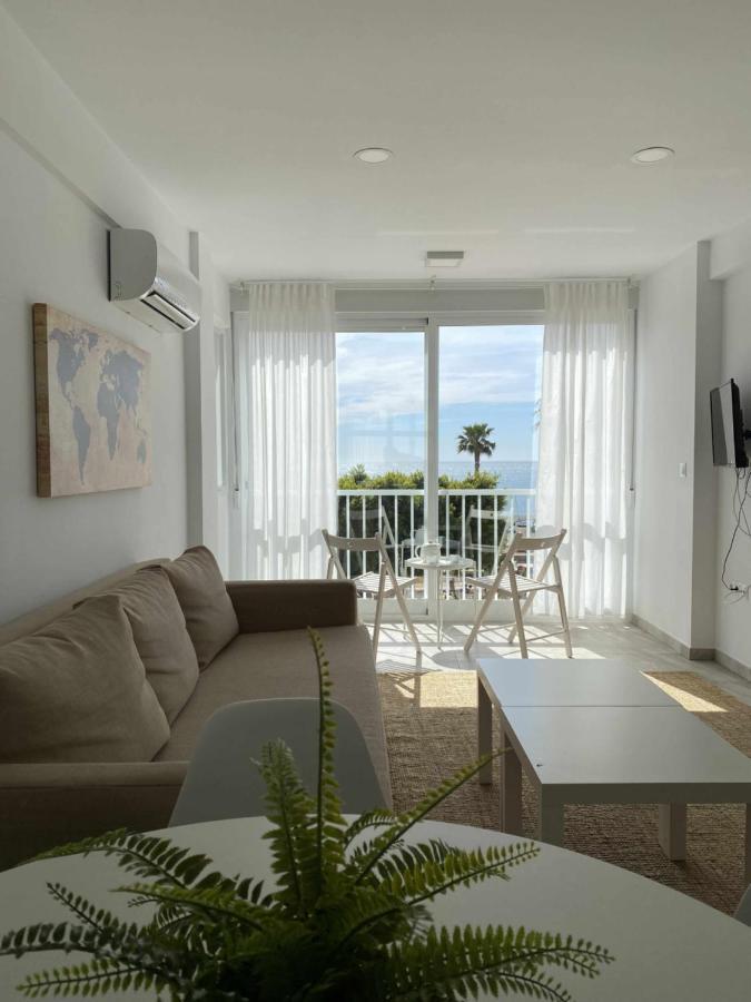 Apartamento 2 Habitaciones Frontal Al Mar 3 Torre Del Mar Eksteriør billede