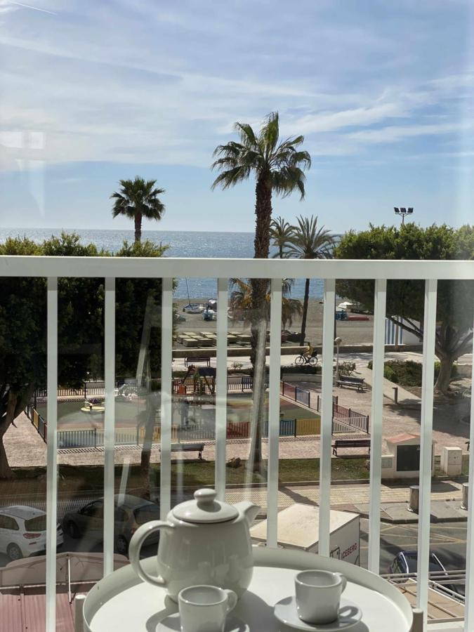 Apartamento 2 Habitaciones Frontal Al Mar 3 Torre Del Mar Eksteriør billede