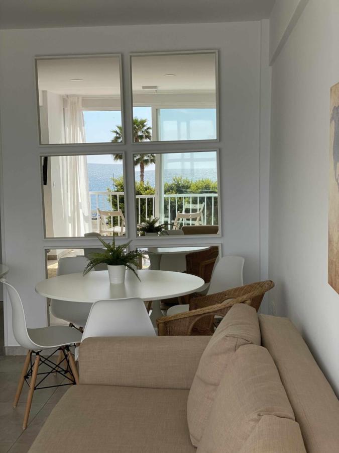 Apartamento 2 Habitaciones Frontal Al Mar 3 Torre Del Mar Eksteriør billede