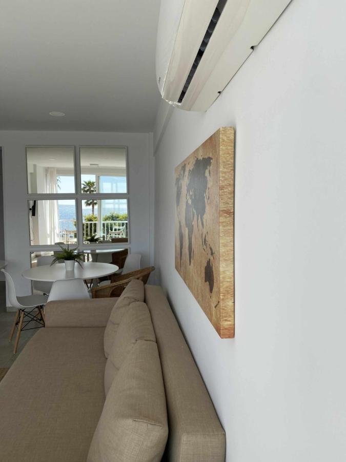 Apartamento 2 Habitaciones Frontal Al Mar 3 Torre Del Mar Eksteriør billede