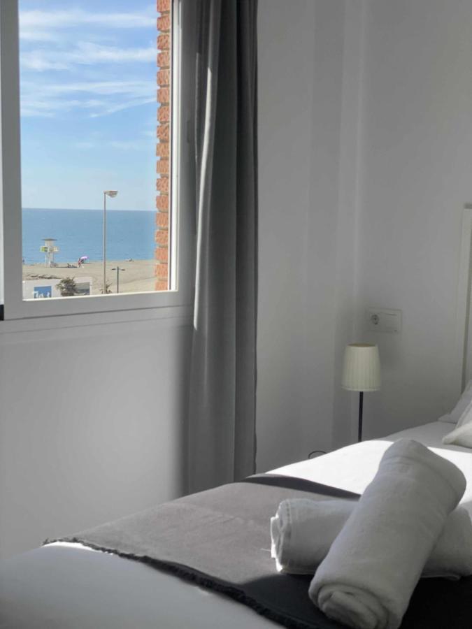 Apartamento 2 Habitaciones Frontal Al Mar 3 Torre Del Mar Eksteriør billede