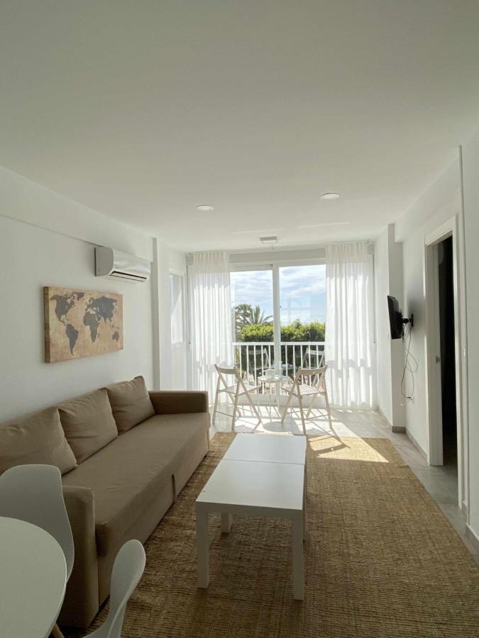 Apartamento 2 Habitaciones Frontal Al Mar 3 Torre Del Mar Eksteriør billede